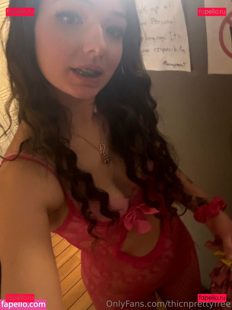 thicnpretty Nude Onlyfans Photo 12