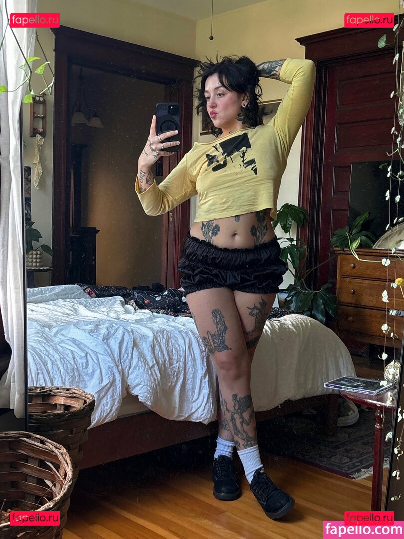 Givemetuesday Nude Onlyfans Photo 19
