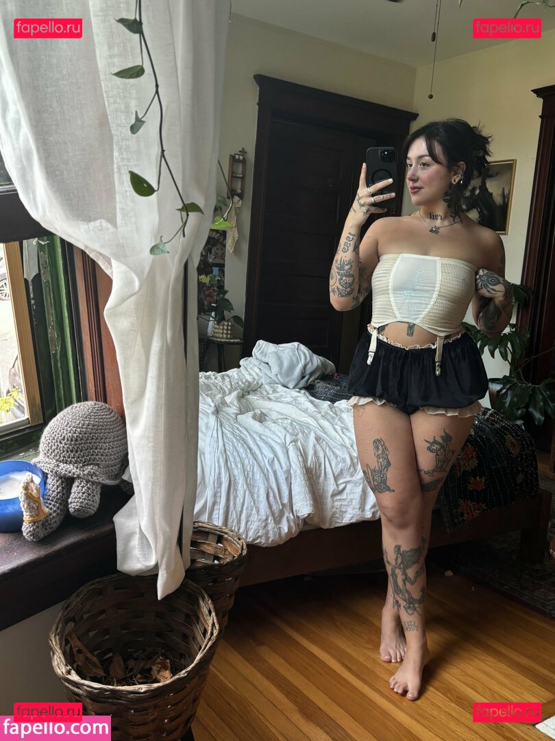 Givemetuesday Nude Onlyfans Photo 17