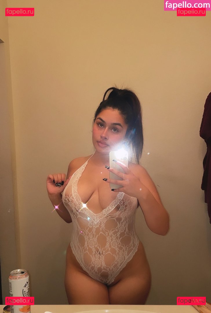 Strawberryvenuz / baebeexxx / bbypinkbunnny Onlyfans Photo Gallery 