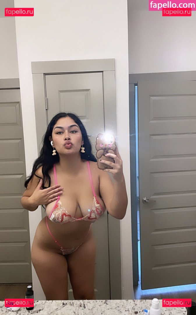Strawberryvenuz Nude Onlyfans Photo 29