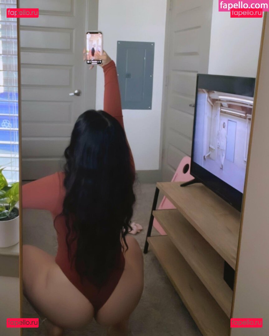 Strawberryvenuz Nude Onlyfans Photo 19
