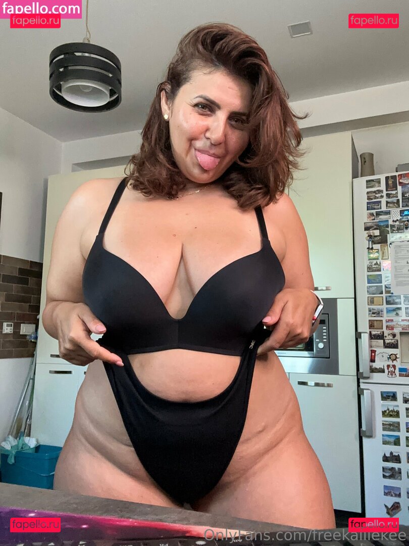 freekalliekee Nude Onlyfans Photo 4