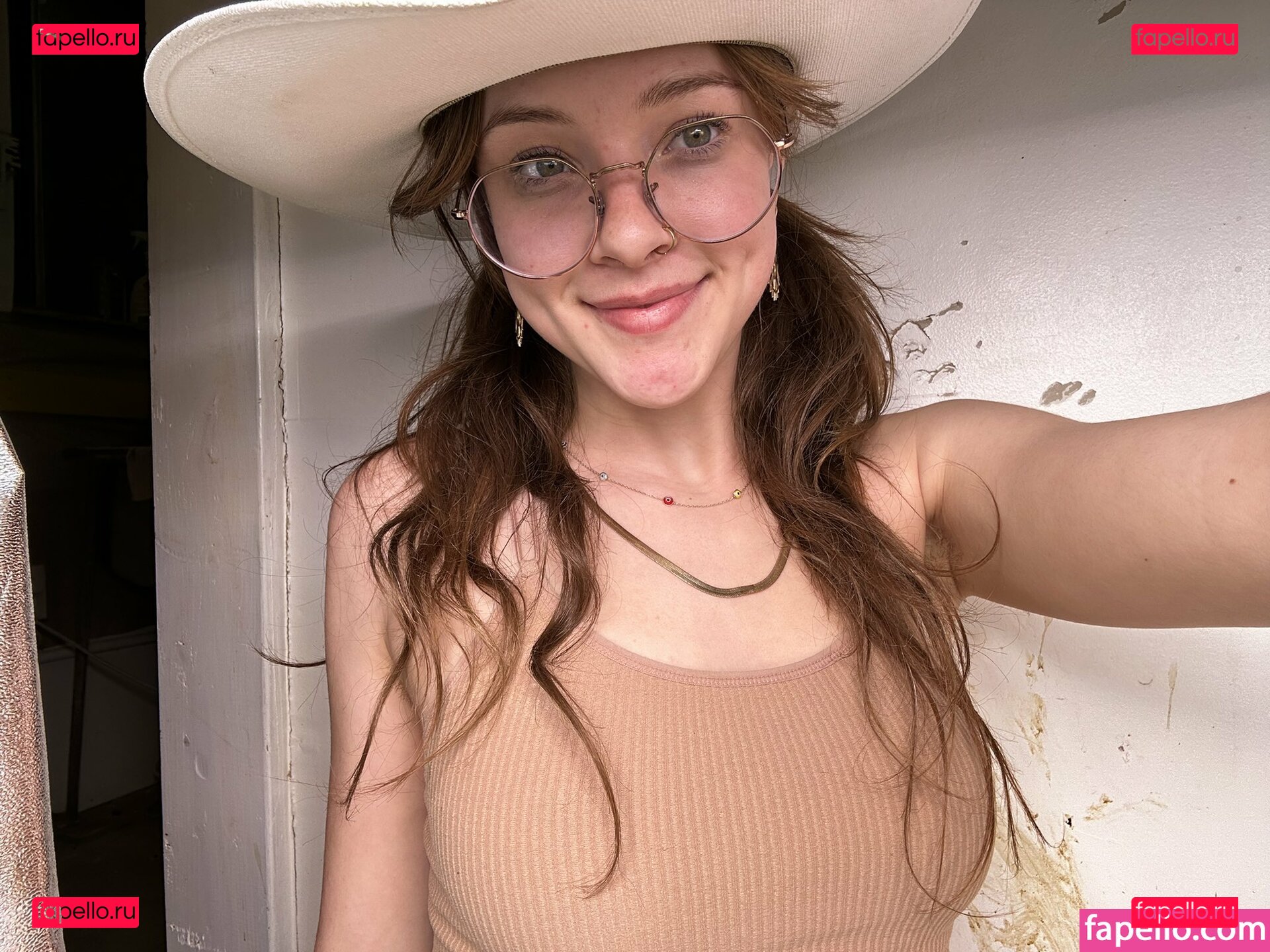 riley_w02 / snaakecharmerr / snaeckers Onlyfans Photo Gallery 