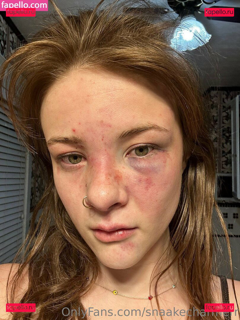 riley_w02 / snaakecharmerr / snaeckers Onlyfans Photo Gallery 