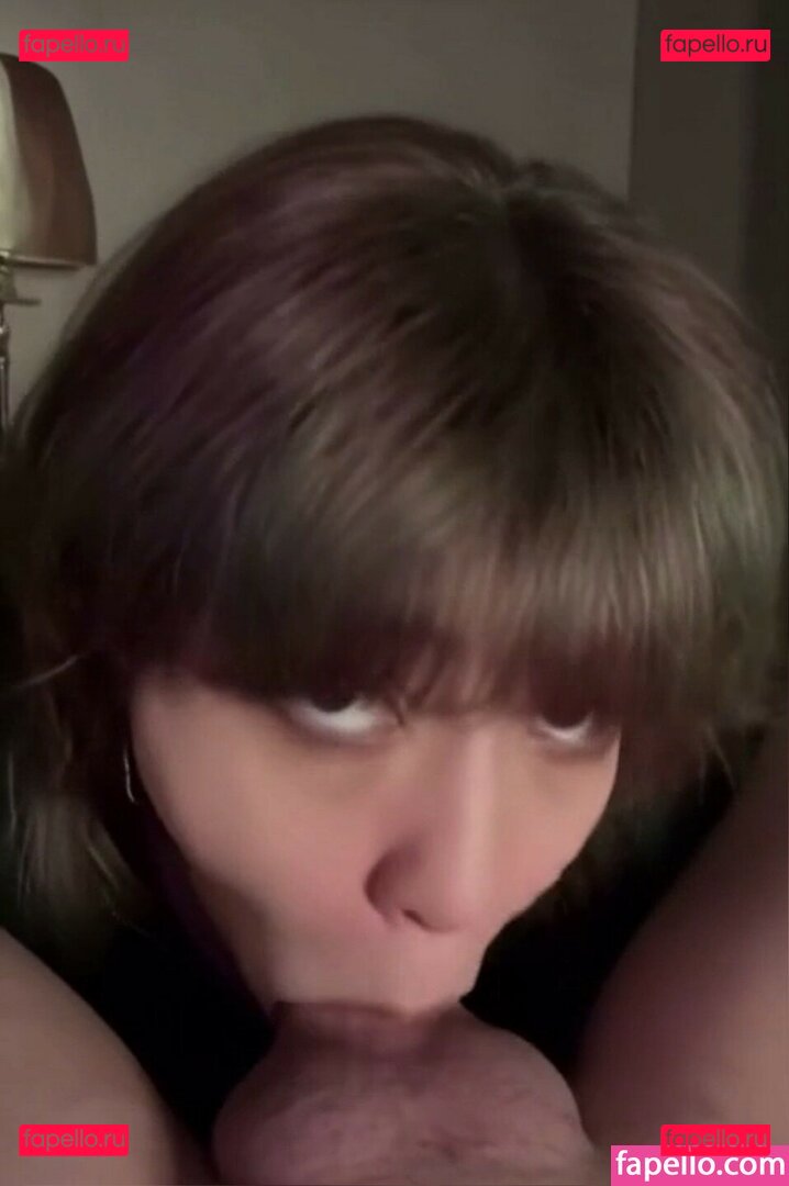 i.lov.u.momo Fakes Onlyfans Photo Gallery 