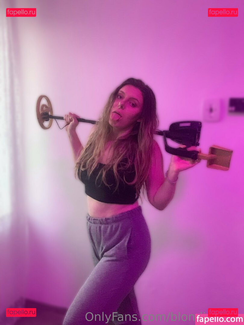 _blondieasmr_ Nude Onlyfans Photo 11