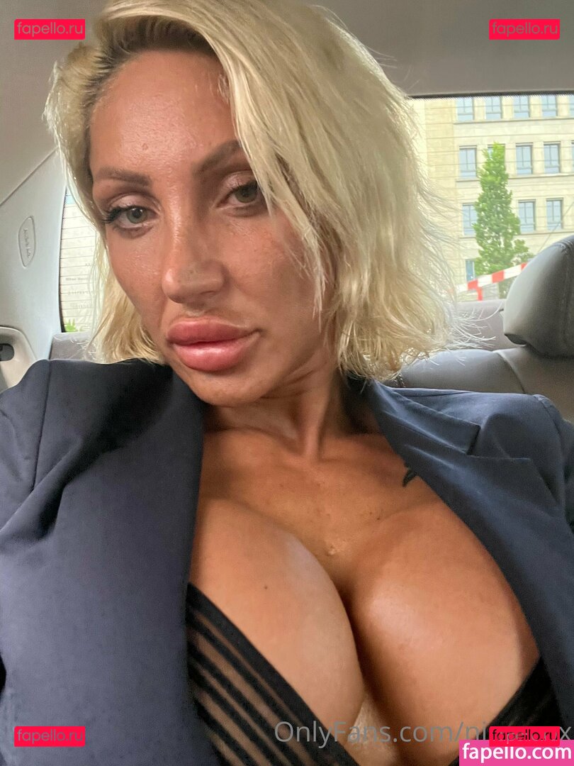 Nina Coxxx / Ninacox_ / ninacox_neen / ninacoxxx Onlyfans Photo Gallery 