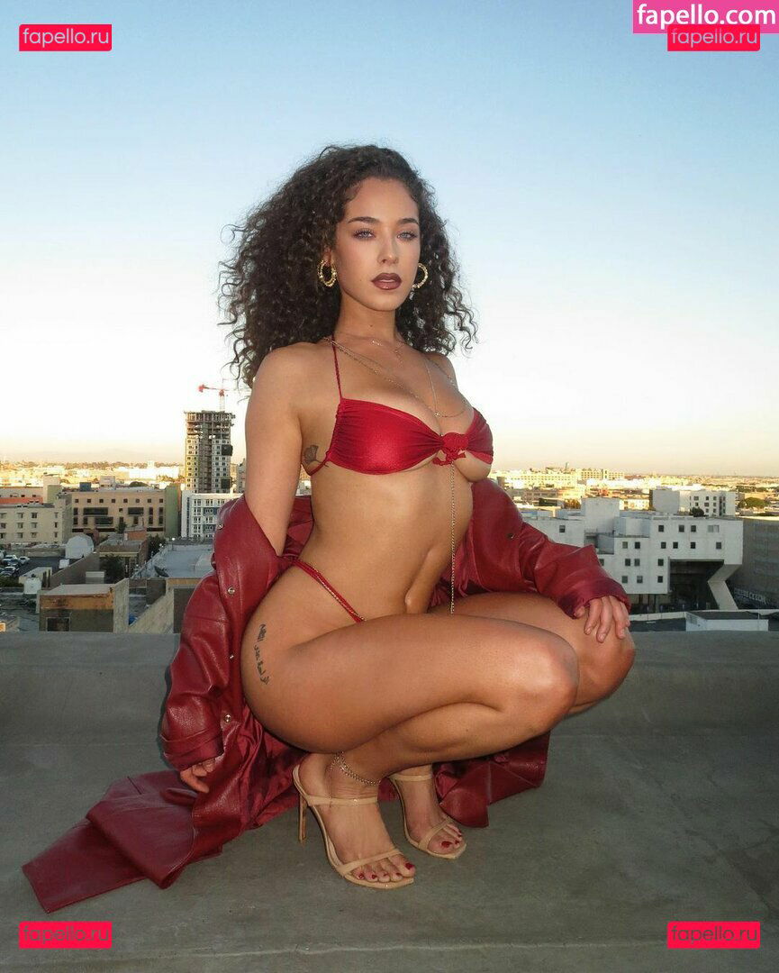 Maeta / maetasworld / martamiel Onlyfans Photo Gallery 