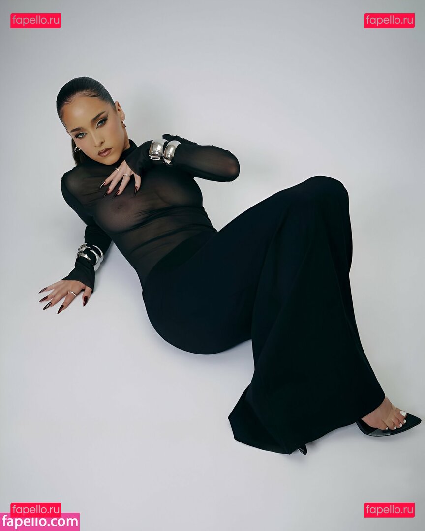 Maeta / maetasworld / martamiel Onlyfans Photo Gallery 