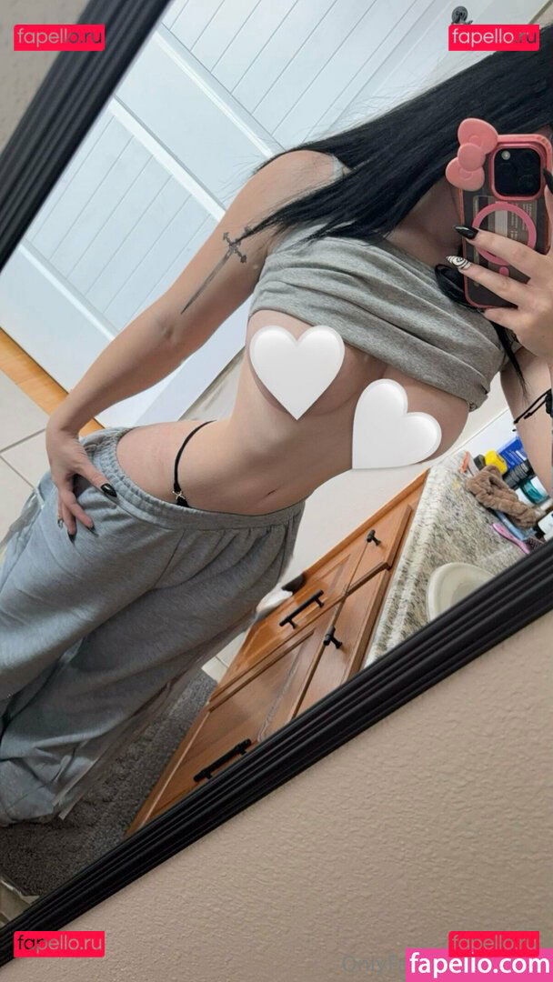 blows / itsblows / lain Onlyfans Photo Gallery 