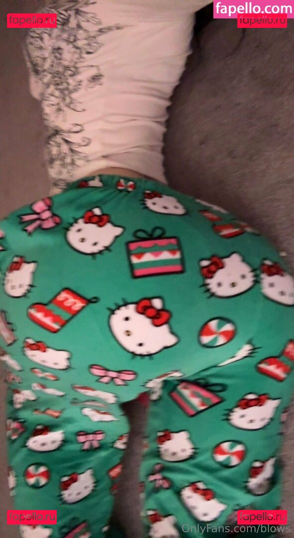 blows / itsblows / lain Onlyfans Photo Gallery 