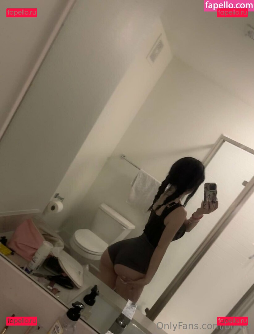 blows / itsblows / lain Onlyfans Photo Gallery 