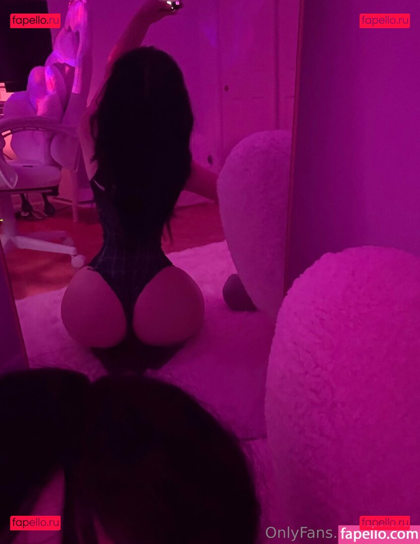 blows / itsblows / lain Onlyfans Photo Gallery 