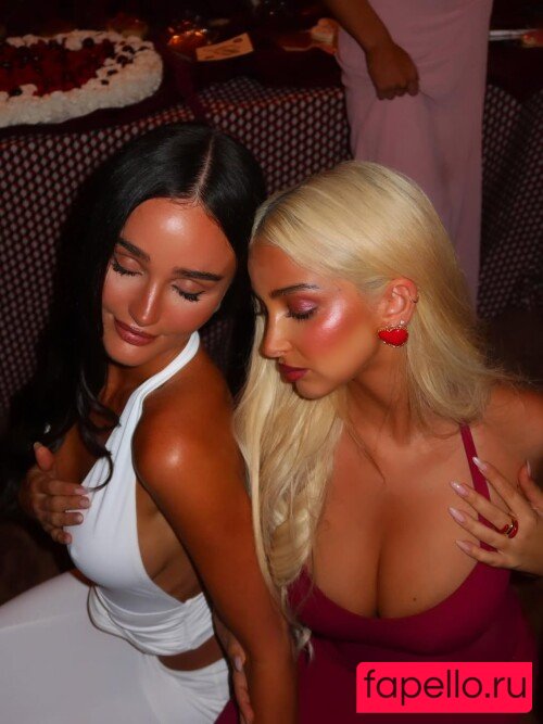 Emma Pillemer Nude Onlyfans Photo 9
