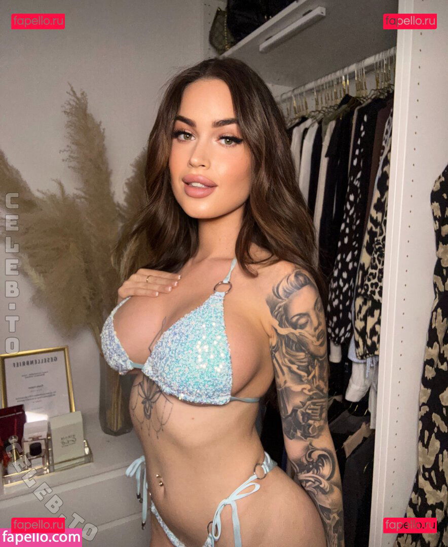 missrabbit69 / paula.hse Onlyfans Photo Gallery 