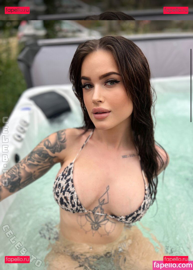 missrabbit69 / paula.hse Onlyfans Photo Gallery 