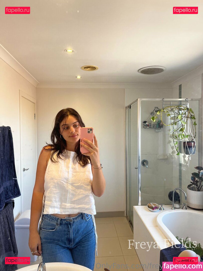 freyafield / freyafieldsfree Onlyfans Photo Gallery 