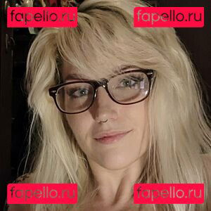 Tarallelthiel / tarallew Onlyfans Photo Gallery 