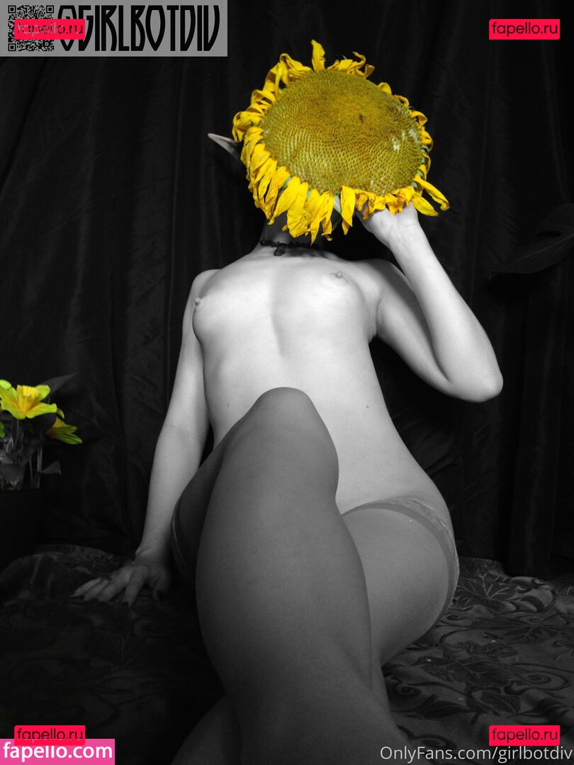 DivSavel Nude Onlyfans Photo 31