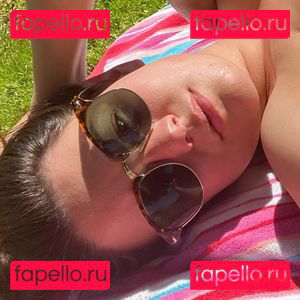 Rae Larue / raelarue Onlyfans Photo Gallery 