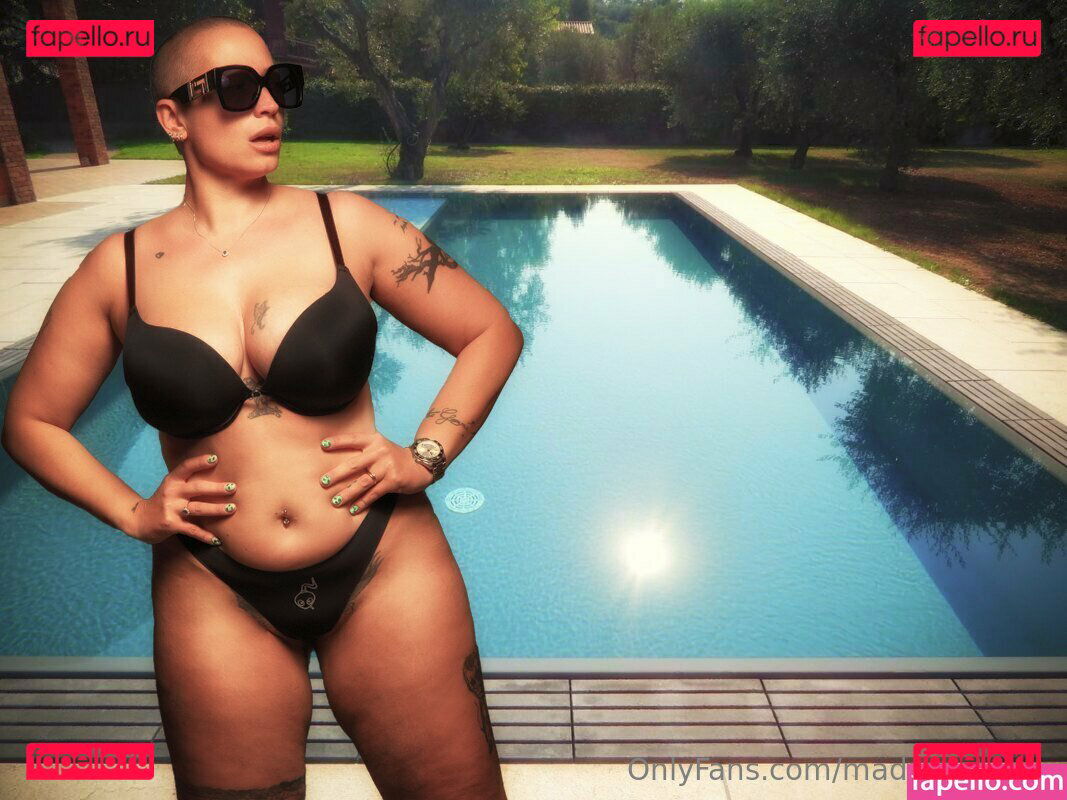 madrenaturah / themadrenatura Onlyfans Photo Gallery 