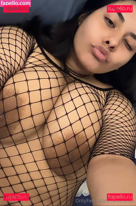 Maria Eileen Nude Onlyfans Photo 20
