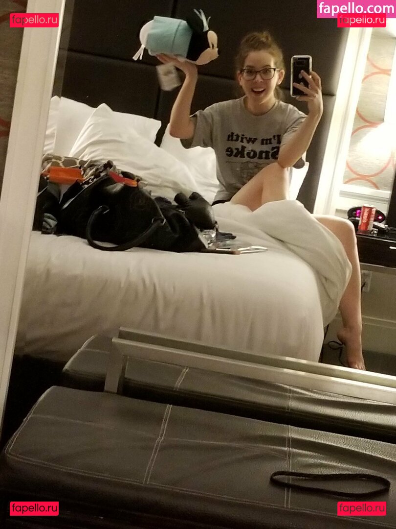 Jenny Nicholson Nude Onlyfans Photo 18