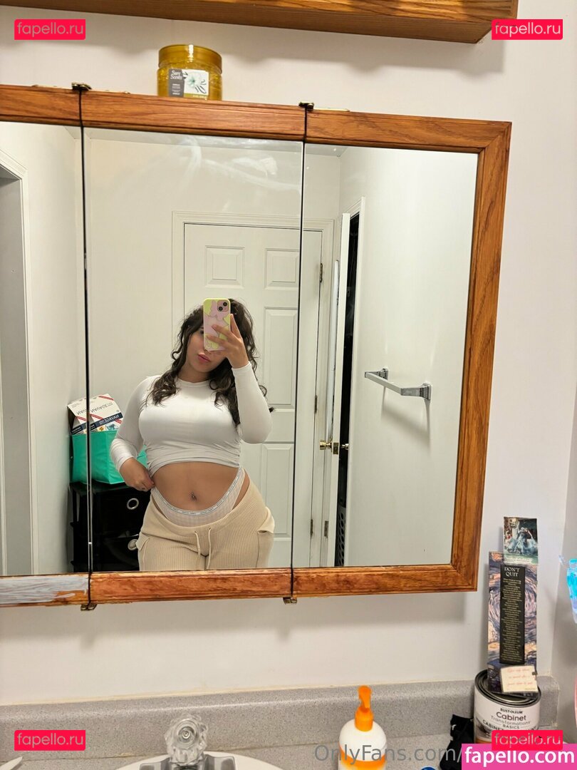 nevaehbih Onlyfans Photo Gallery 