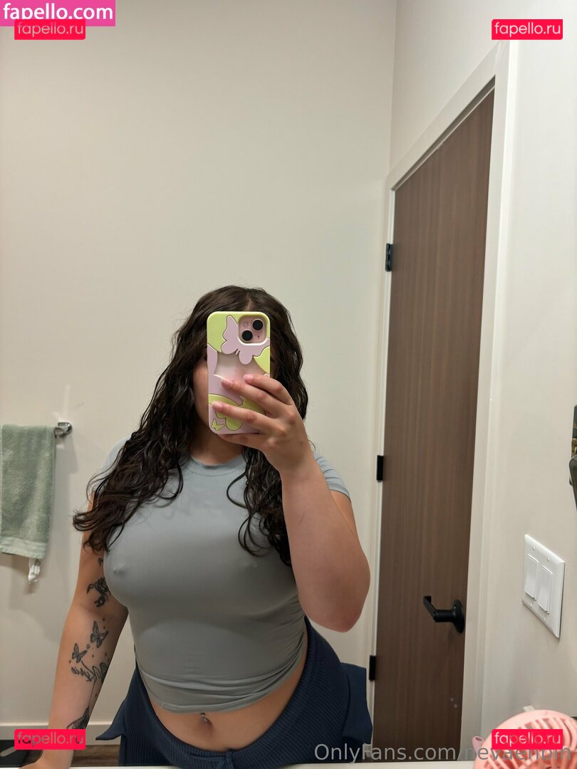 nevaehbih Onlyfans Photo Gallery 