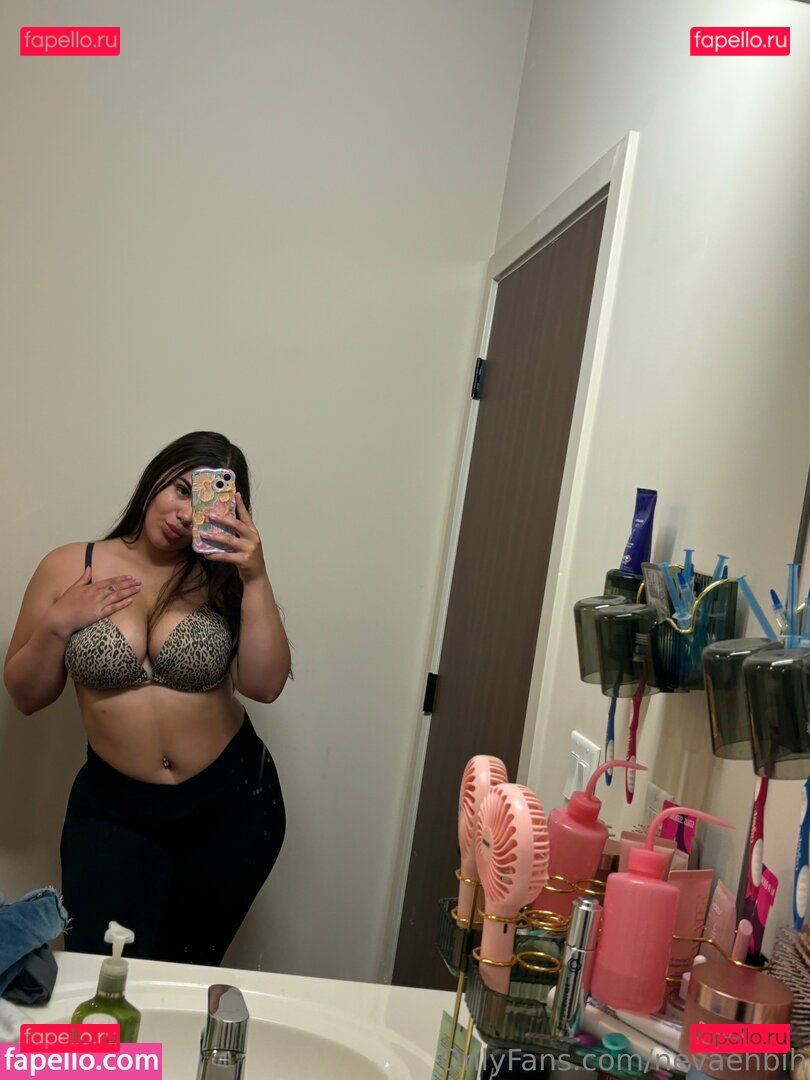 nevaehbih Onlyfans Photo Gallery 