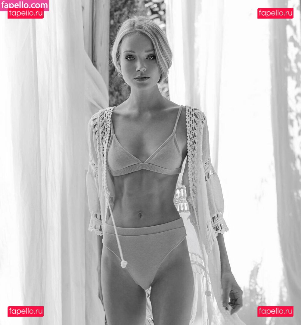 Cosima Beil Nude Onlyfans Photo 44