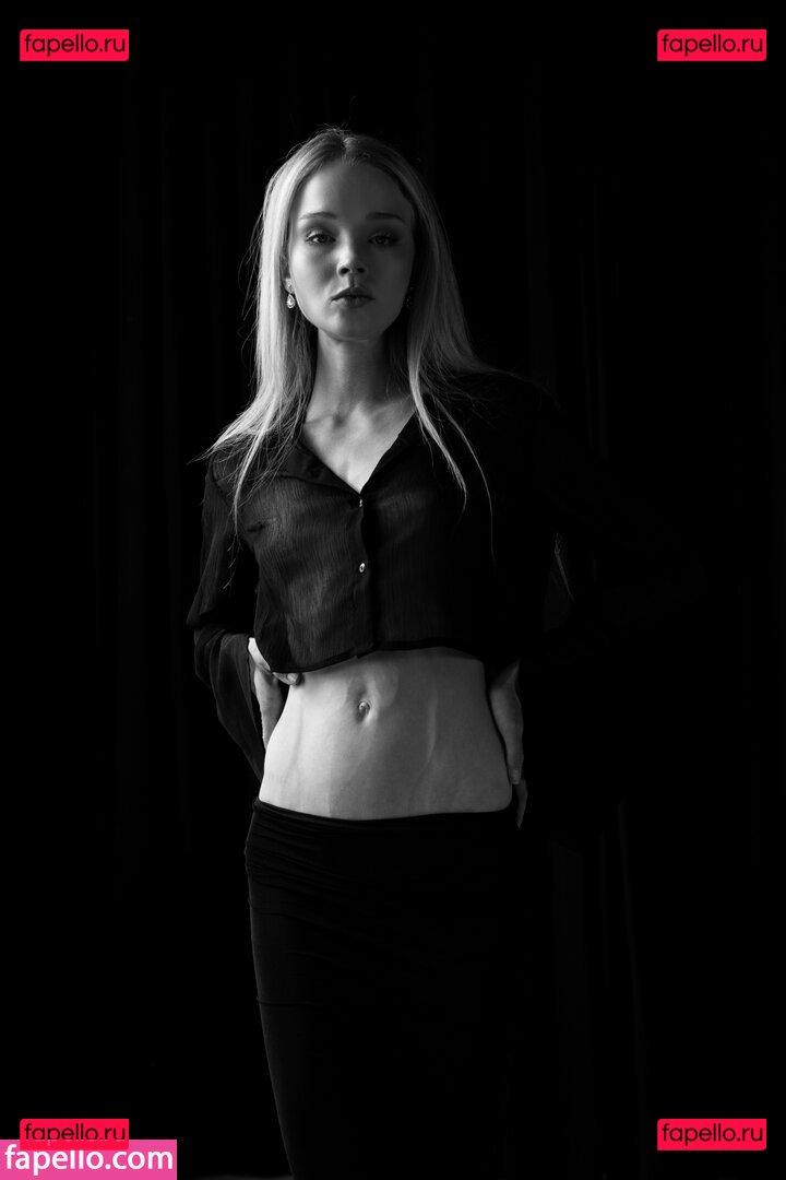 Cosima Beil Nude Onlyfans Photo 6
