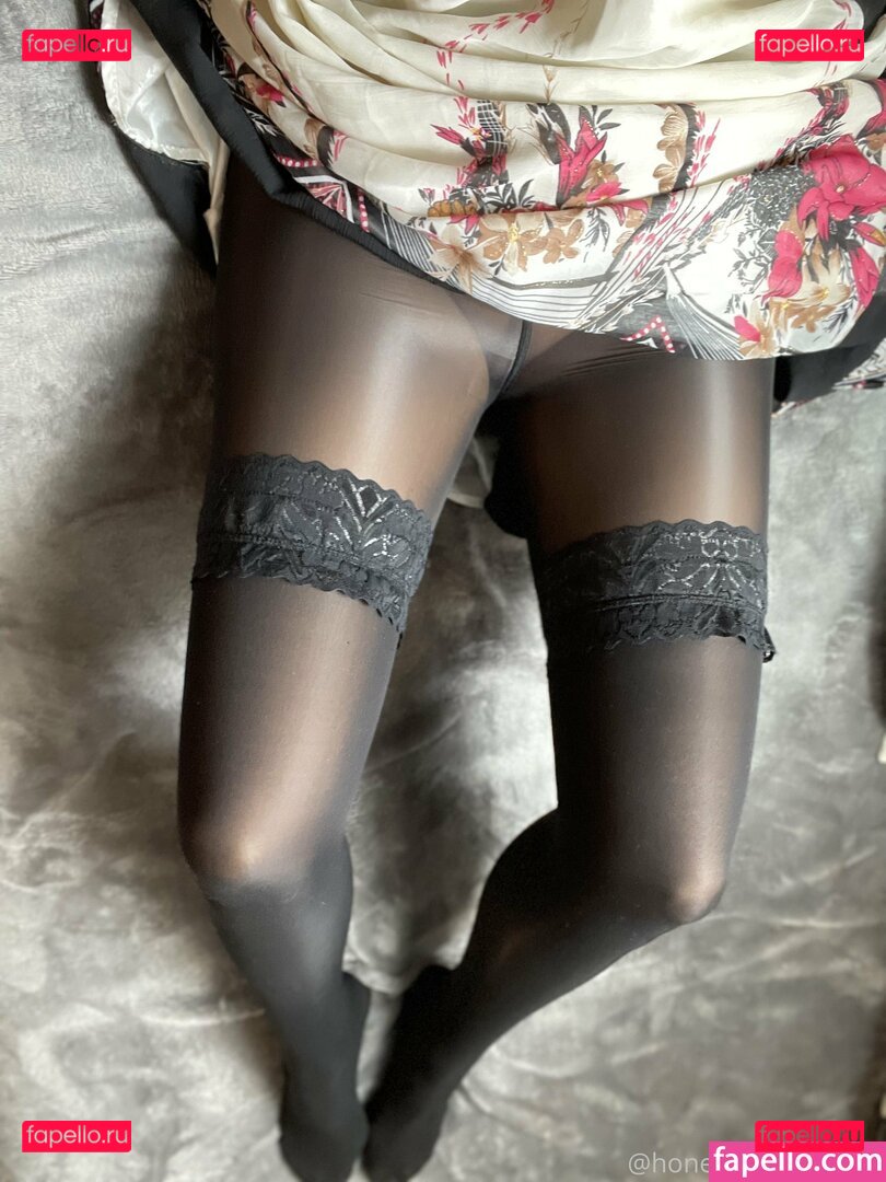 honeylicious.nylons Nude Onlyfans Photo 28