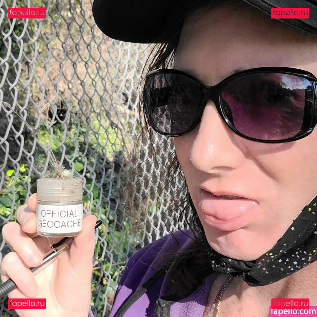 Jean Jezebel / jeanjezebel / jeanjezzy Onlyfans Photo Gallery 