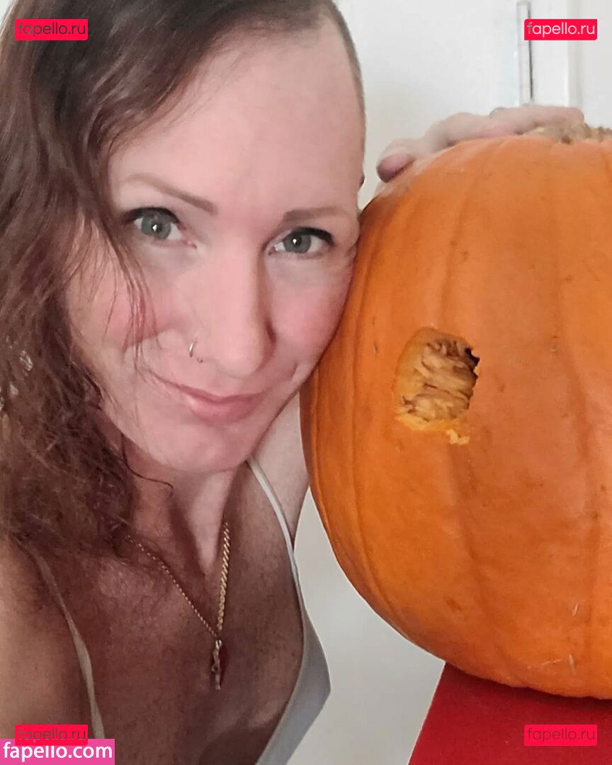 Jean Jezebel / jeanjezebel / jeanjezzy Onlyfans Photo Gallery 