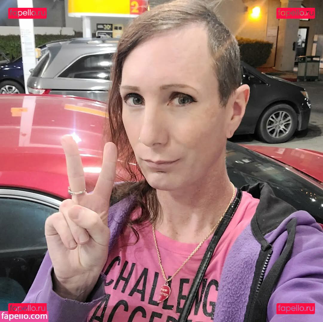 Jean Jezebel / jeanjezebel / jeanjezzy Onlyfans Photo Gallery 