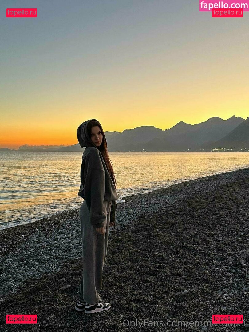 emma_emmyy / emmyy.yu Onlyfans Photo Gallery 