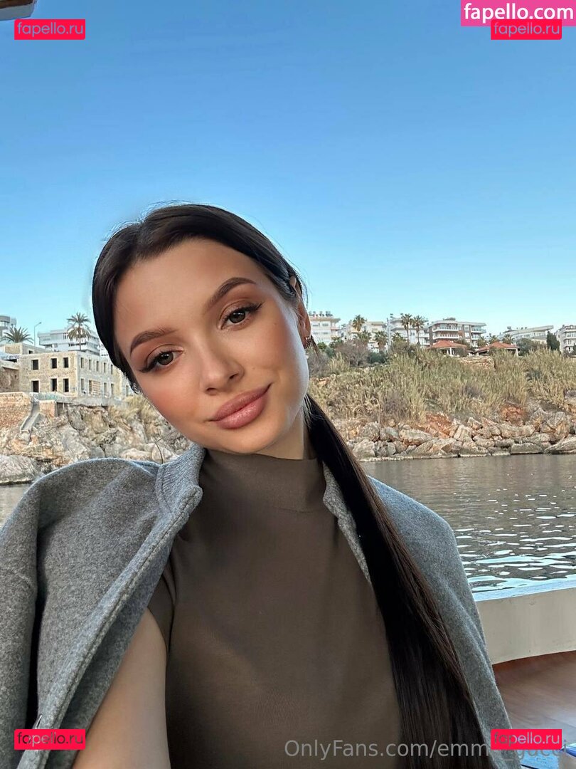 emma_emmyy / emmyy.yu Onlyfans Photo Gallery 