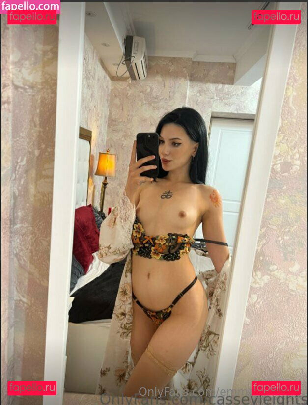 emma_emmyy / emmyy.yu Onlyfans Photo Gallery 