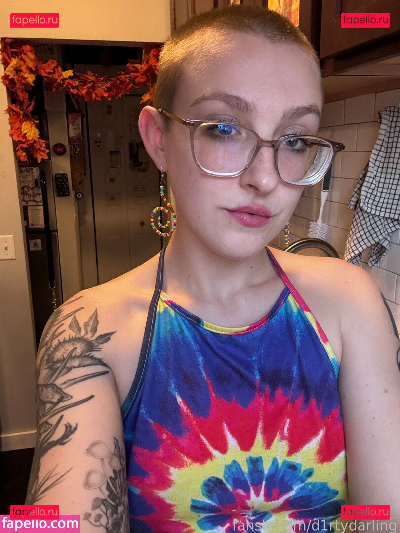 d11rtydarling / d1rtydarling Onlyfans Photo Gallery 