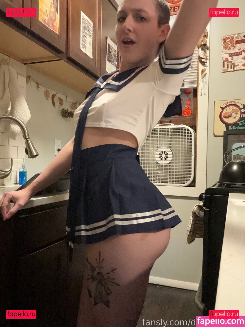 d11rtydarling / d1rtydarling Onlyfans Photo Gallery 