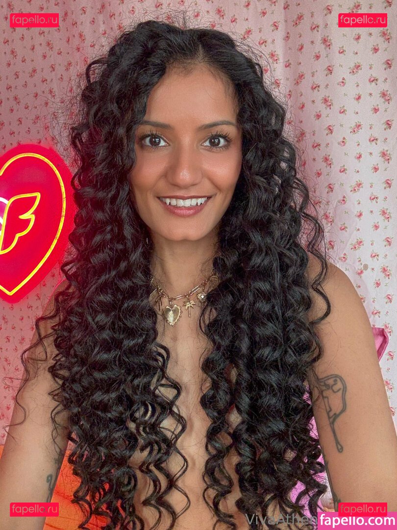 vivaathena / vivaathenaxx Onlyfans Photo Gallery 