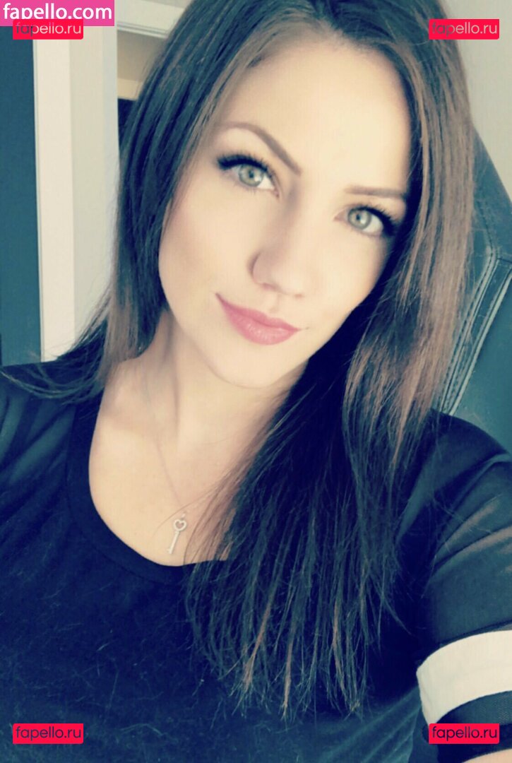 KayPea Nude Onlyfans Photo 11