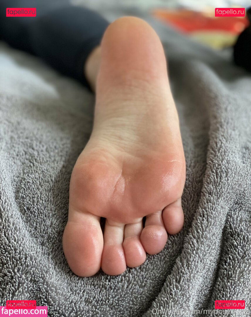 myposedt0es / myposedtoes Onlyfans Photo Gallery 