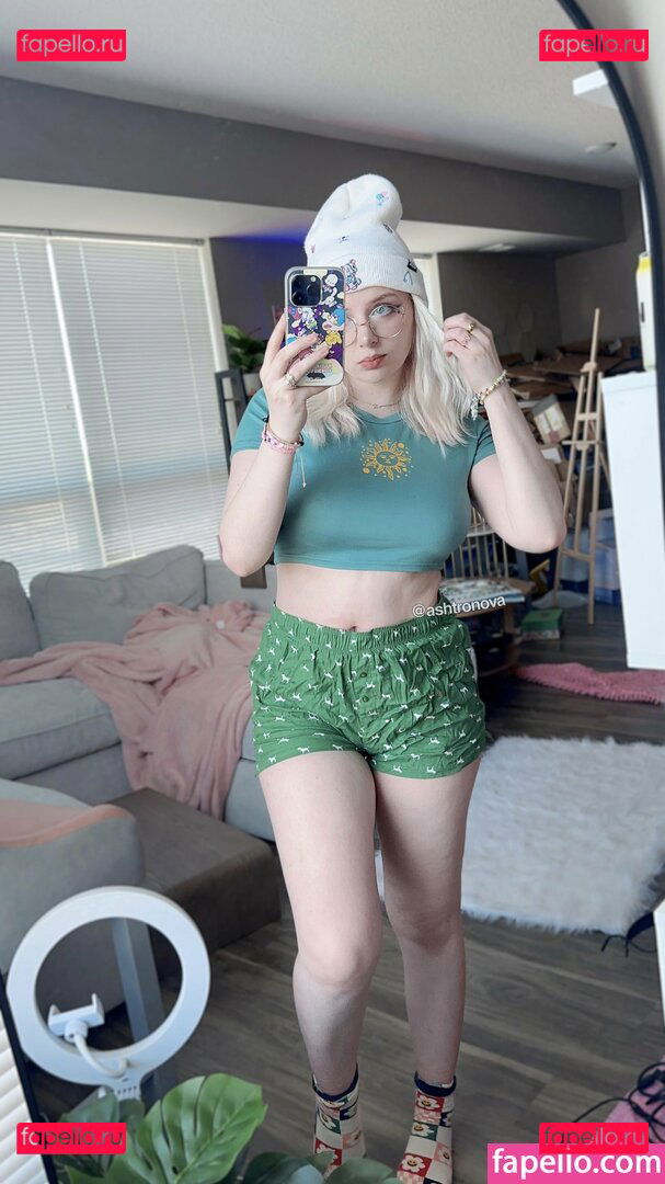 Ashtronova / justasecret892 Onlyfans Photo Gallery 