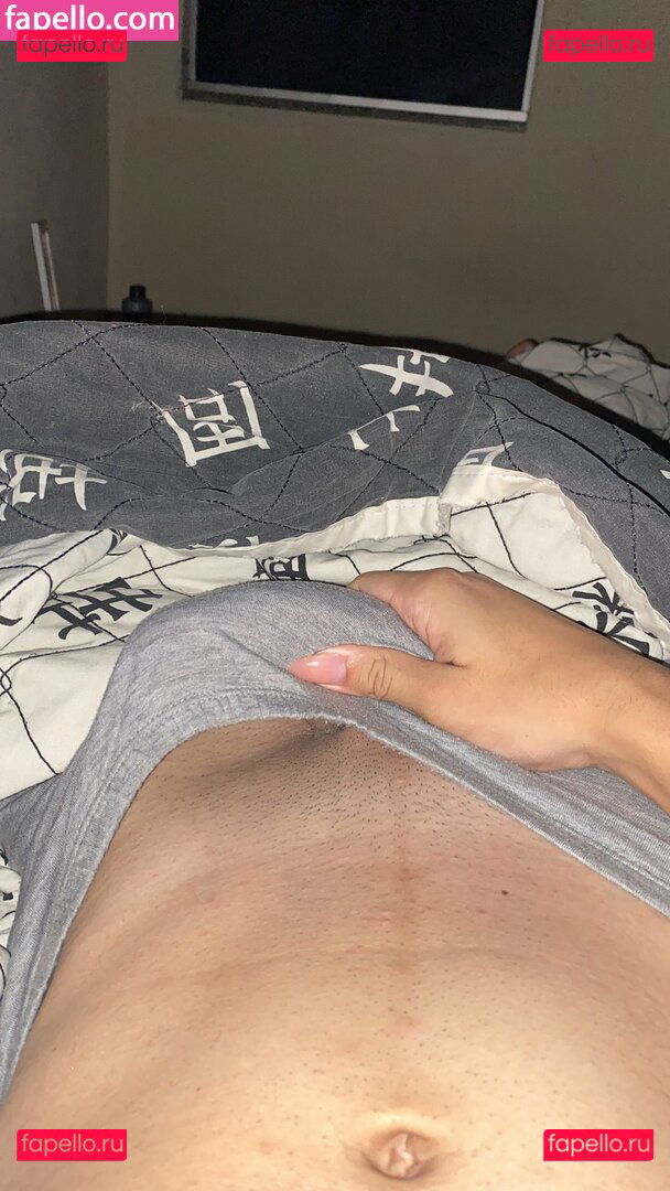 Biazinhagabi / bia_az_ / biazinha696 Onlyfans Photo Gallery 