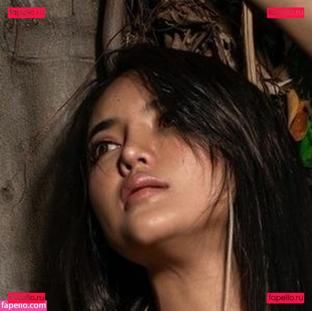 Noey Yanisa / Yingnoey280826 / n_yanisa21 / noey_yanisa Onlyfans Photo Gallery 