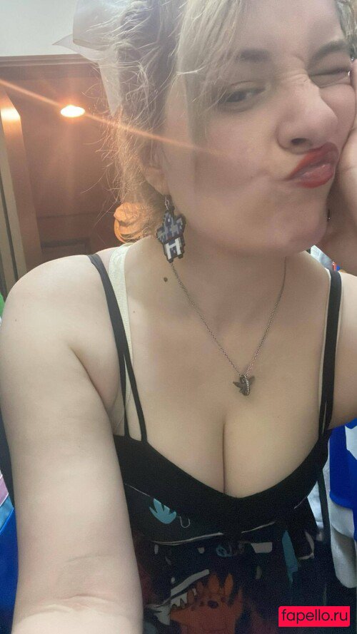 Starbitzy Nude Onlyfans Photo 4