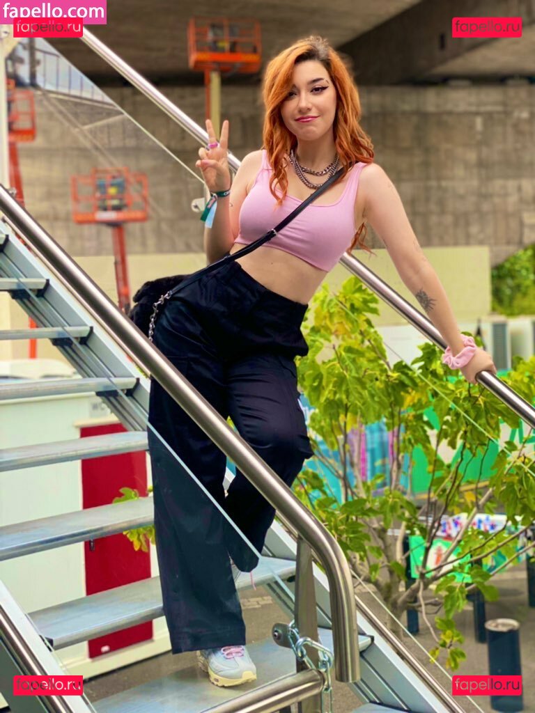 Anni The Duck Nude Onlyfans Photo 22